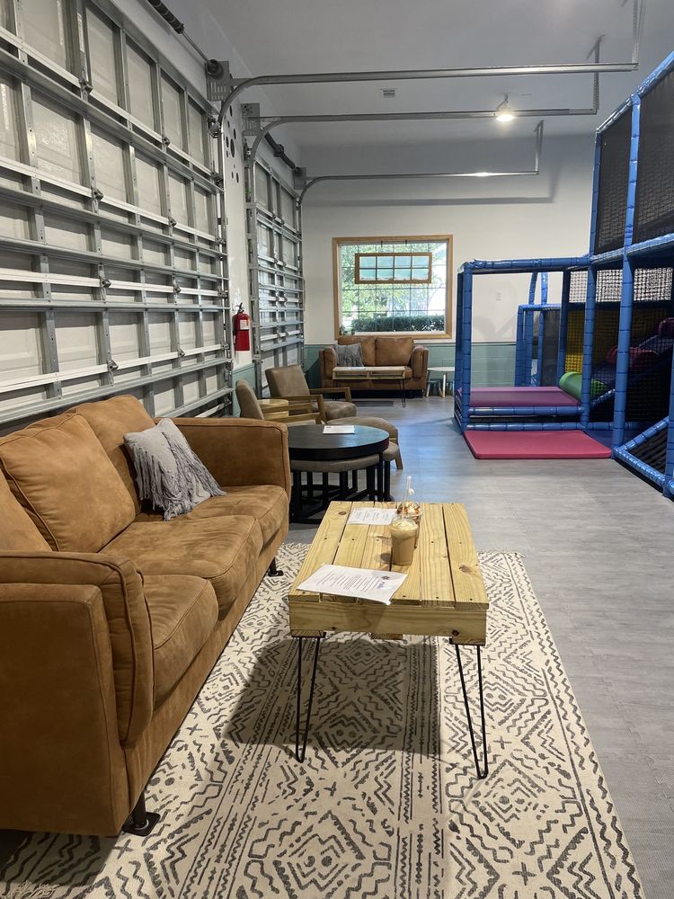 Kidz at Play Family Cafe