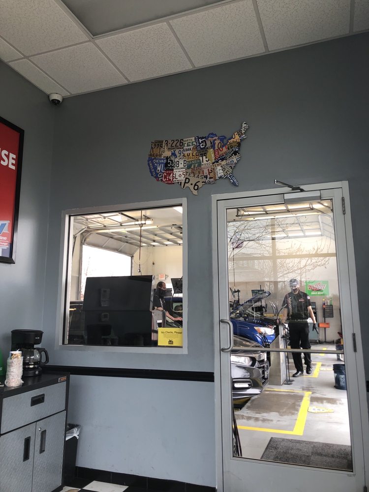 Valvoline Instant Oil Change