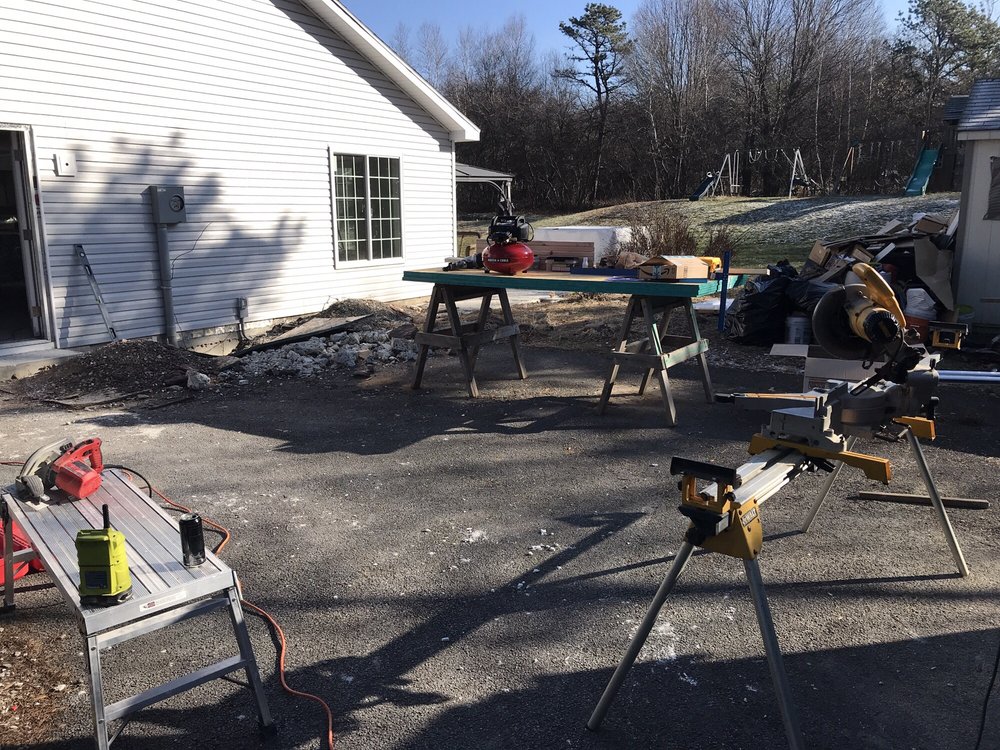 Mountain Men Contracting