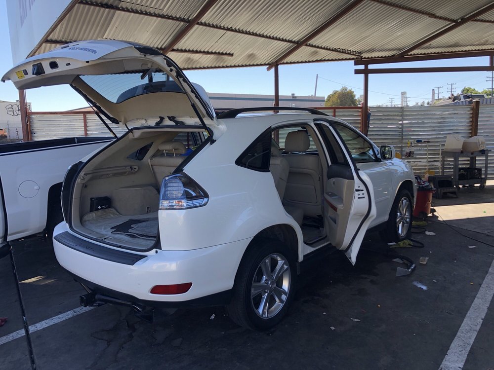 Lexus RX400h getting cleaned - Yelp Lexus RX400h getting cleaned - Yelp