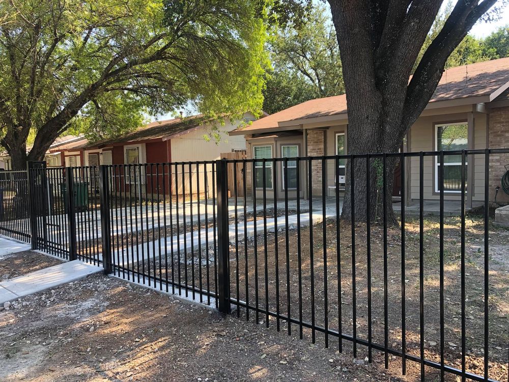 Medina's Quality Fencing and Welding