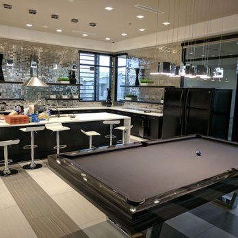 Evolve 32 Photos 25 Reviews Apartments 3140 St Rose Pkwy Photo Of Evolve Henderson Nv United States Pool Table Shuffleboard