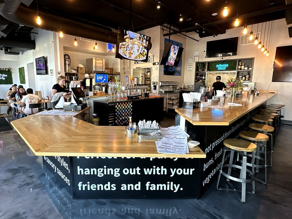 AR's Breakfast & Brunch, Overland Park Roadtrippers