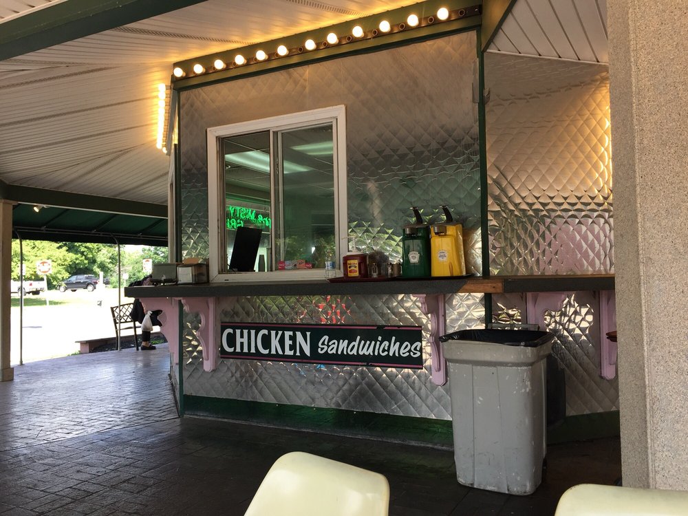 Misty Dog Grill