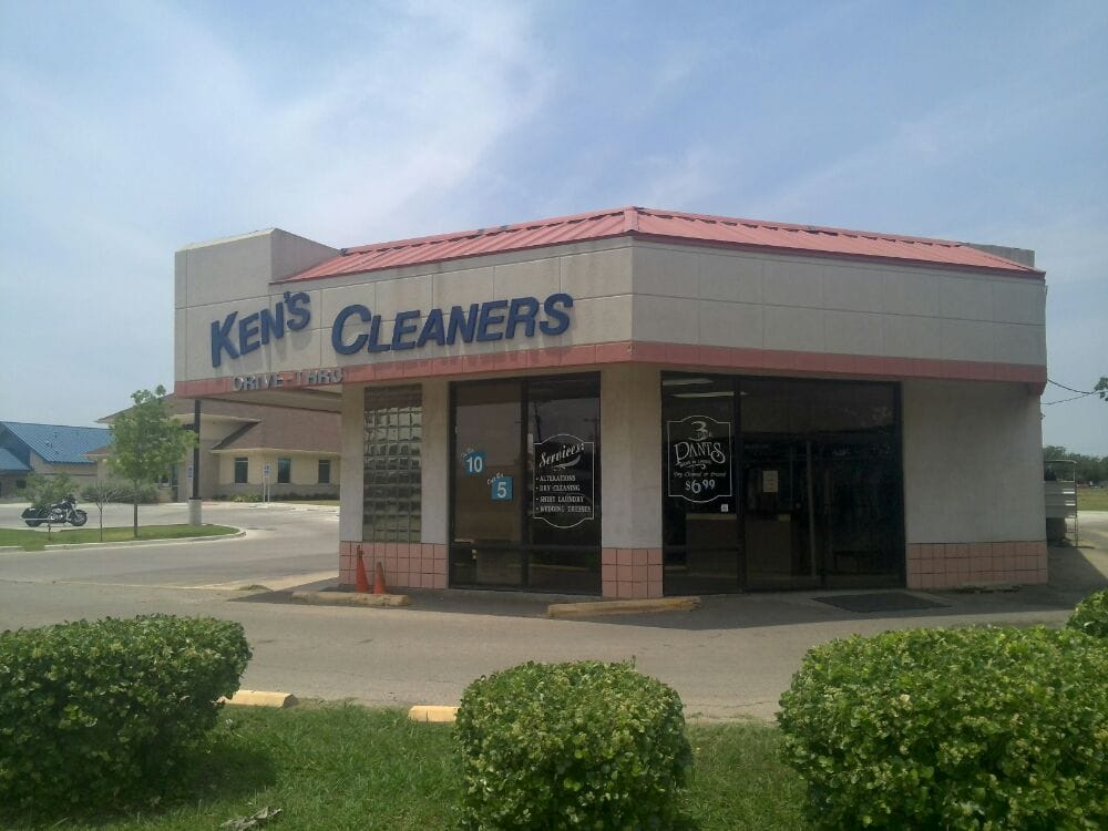 Ken's Comet Cleaners & Laundry