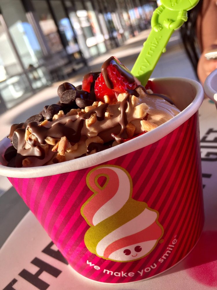 Menchie’s Frozen Yogurt 42 Photos & 45 Reviews Desserts 5194