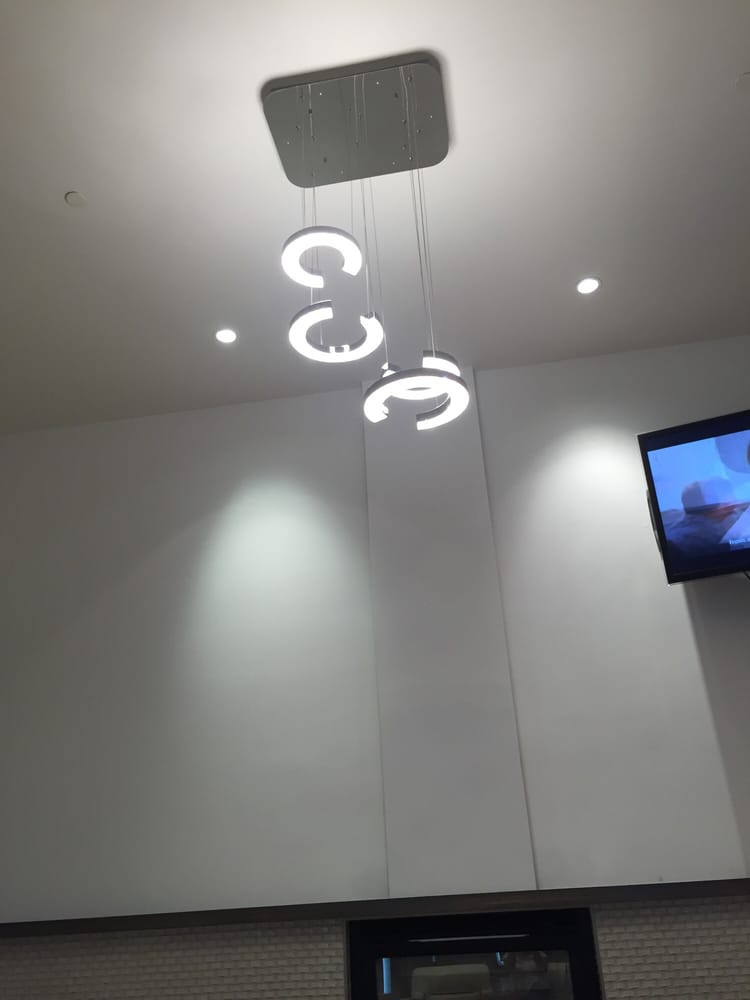 Z Salon 22 Photos & 30 Reviews Hair Salons 9407 Shelbyville Rd