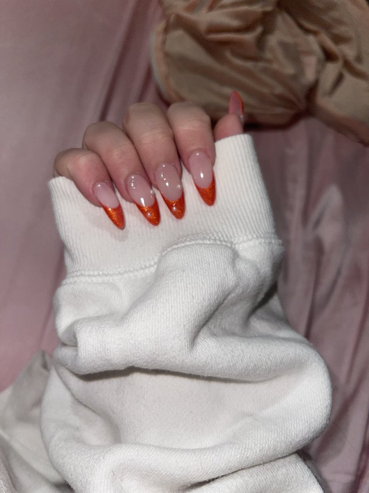 California Nails & Spa