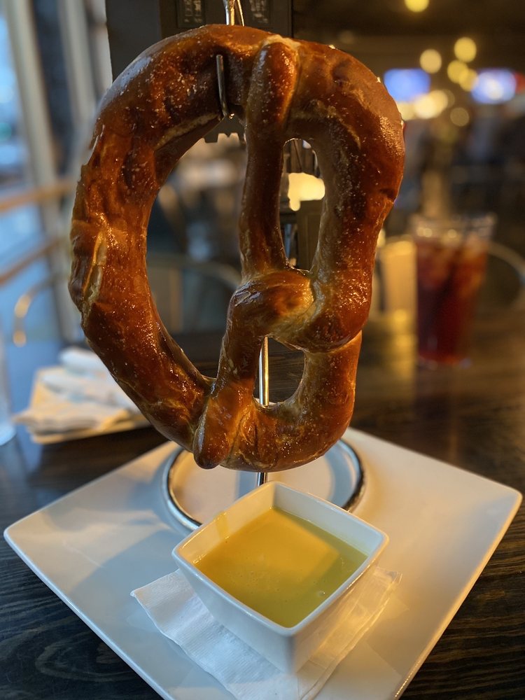 Woodson's Local Tap + Kitchen