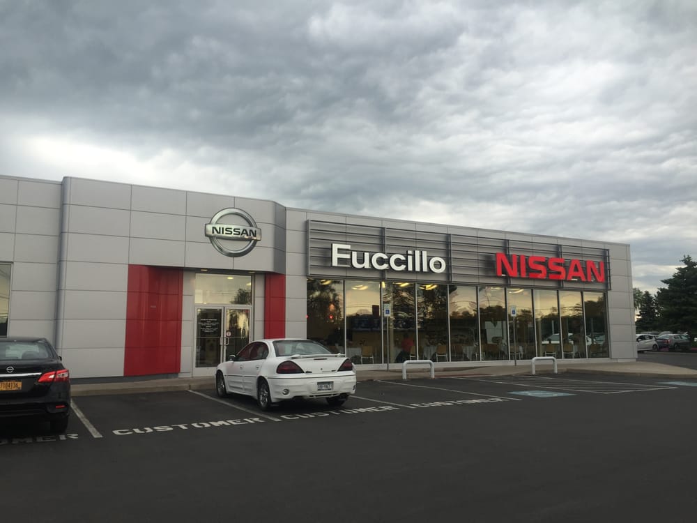 Fuccillo Nissan