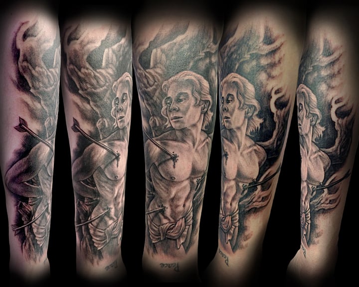 Lucky Sister Tattoo Studio