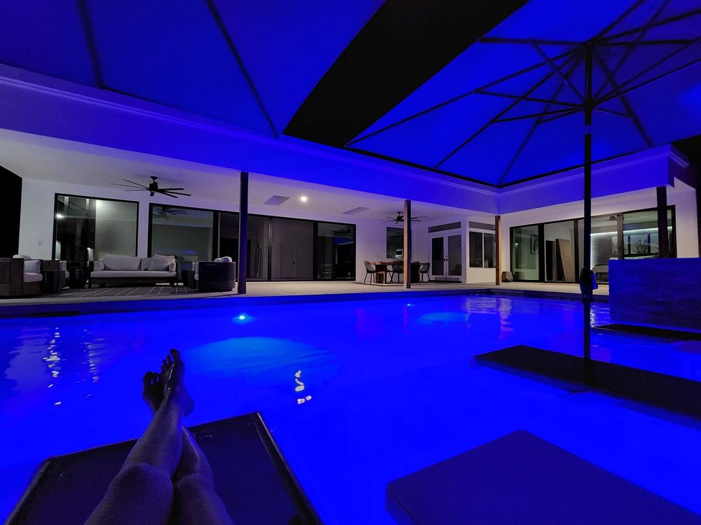 image of business Bella Blue Water