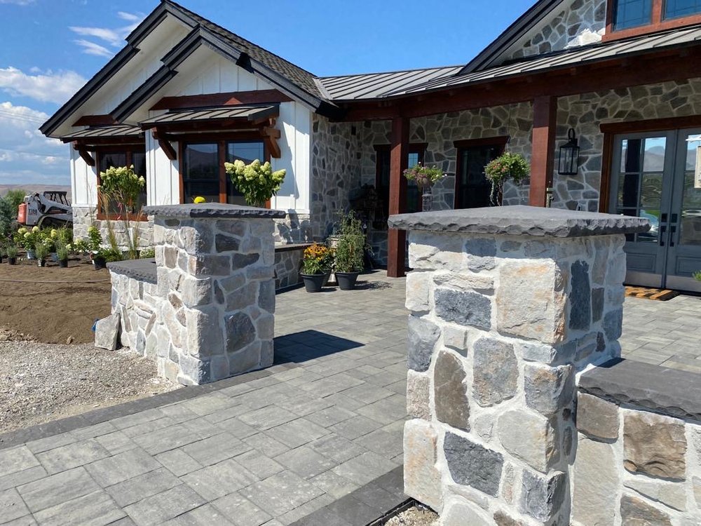 Loewen Greenhouses and Landscaping