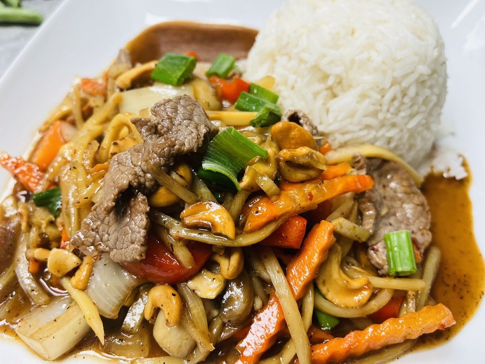 Suphattra's Thai Kitchen