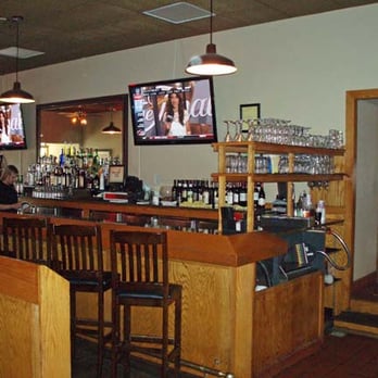 Mangiamo Italian Grill Closed 21 Photos 49 Reviews Photo Of Mangiamo Italian Grill Saline Mi United States Bar Tv