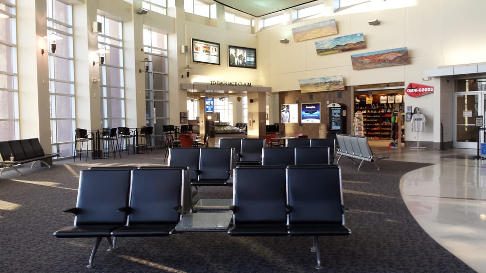 Meadows Field Airport BFL 66 Photos & 61 Reviews Airports 3701