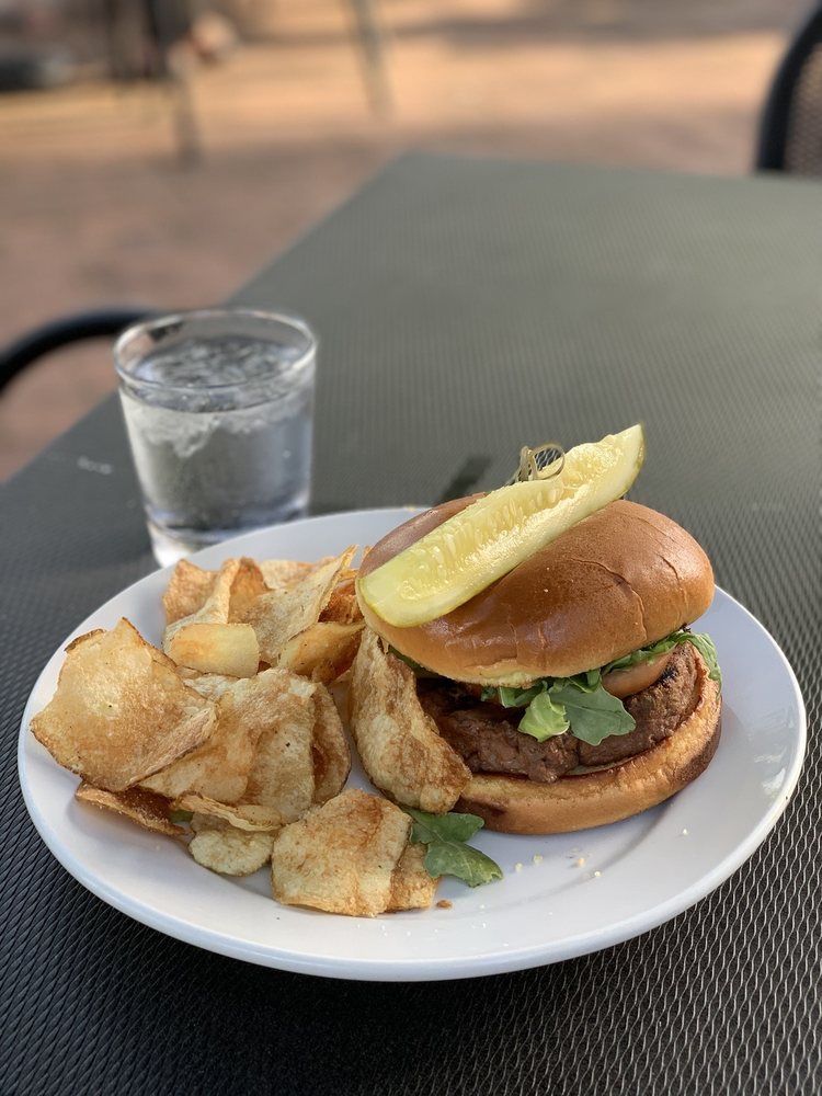 Emmett's Brewing Co Emmett's Brewing Co