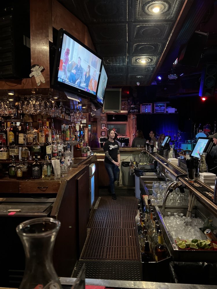 Darwin's Pub