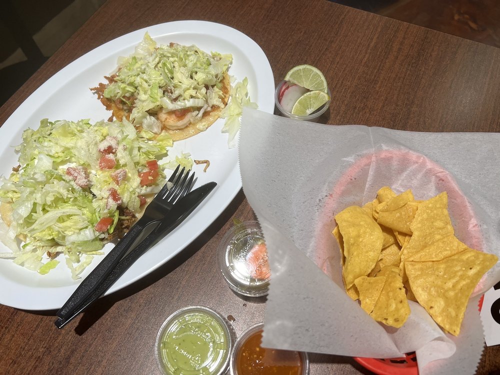 La Perla Taqueria Mexican Grill