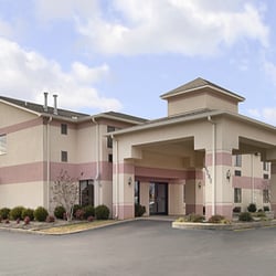 Super 8 By Wyndham Hernando Hotels 2425 Sloans Way Ms Photo Of Super 8 By Wyndham Hernando Ms United States