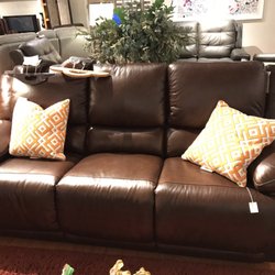 Homeworld Furniture Honolulu 44 Photos 65 Reviews Photo Of Homeworld Furniture Honolulu Hi United States Leather Electric