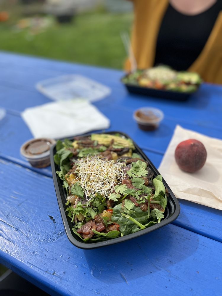 Sally’s by the Sea