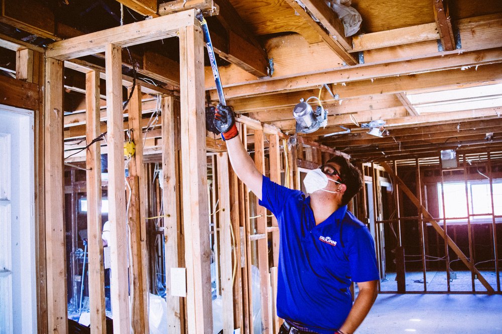 Giuliani Construction & Restoration