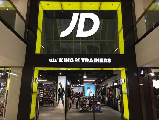 JD Sports Ropa deportiva Johannisthaler Chaussee 301 JD Sports Ropa deportiva Johannisthaler Chaussee 301