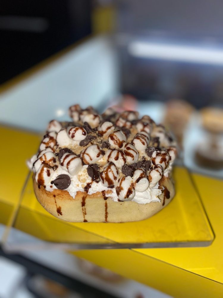 Boompy's Donut & Ice Cream Shop, Dallas Roadtrippers