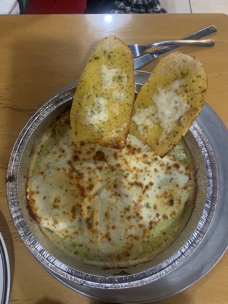Milanos Pizza