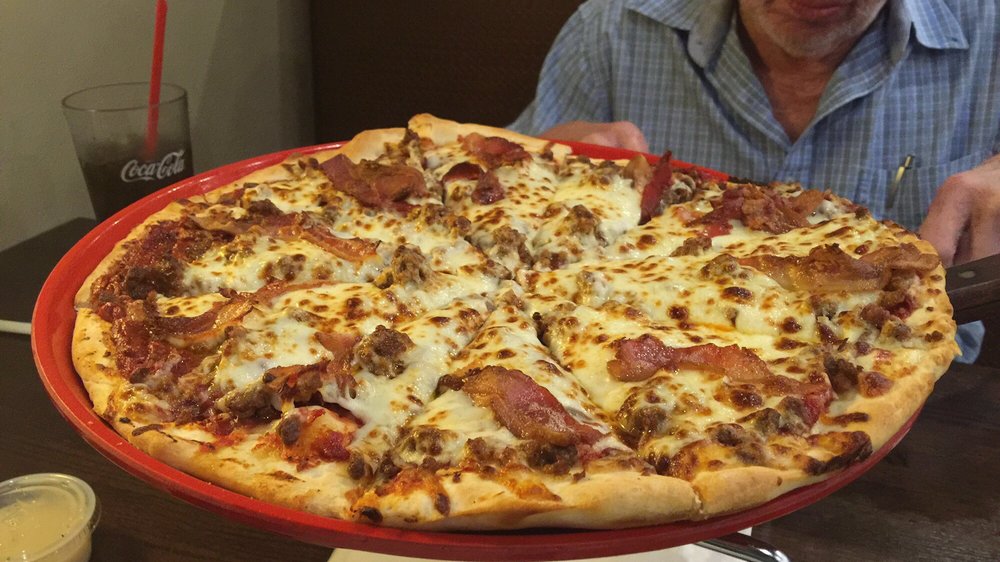 Minsky S Prime Cut My Favorite Pizza In The World Yelp Photo Of Minsky S Pizza Raymore Mo United States Prime Cut