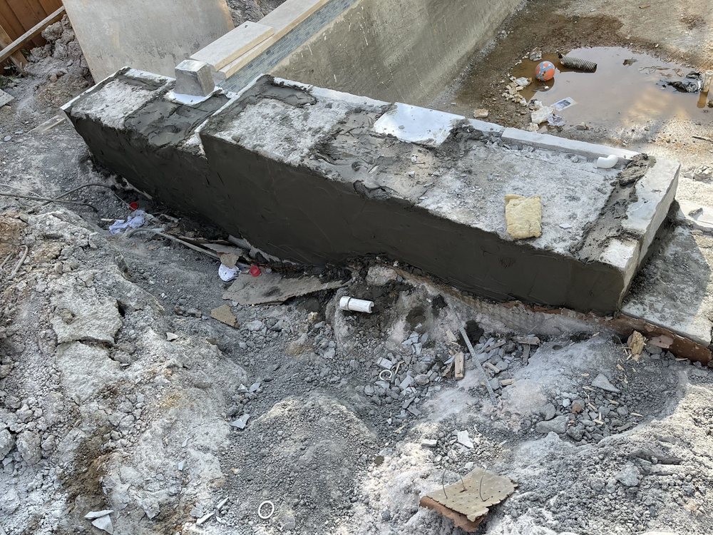 image of business Mid City Custom Pools