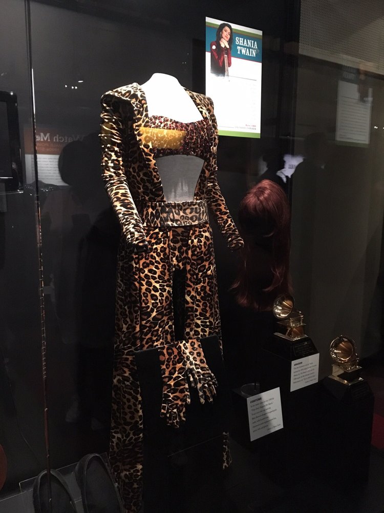 Shania Twain That Don T Impress Me Much Outfit