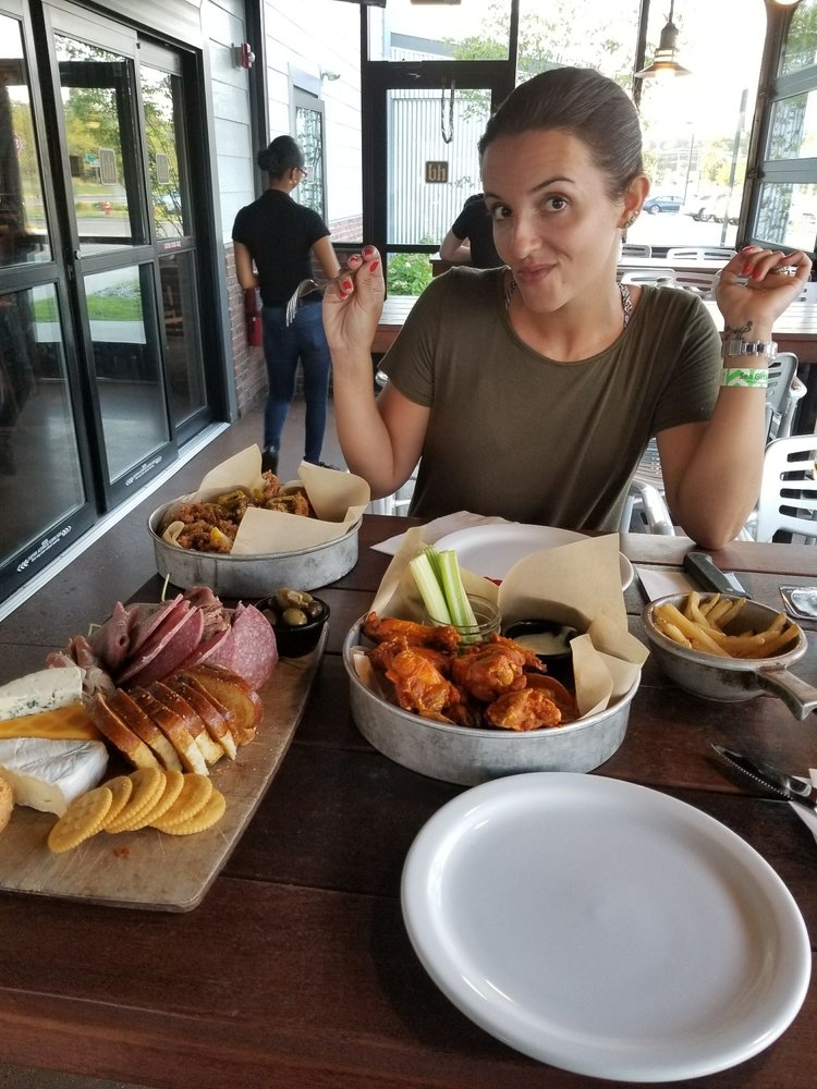 Brick House Tavern + Tap 195 Photos & 308 Reviews Pizza 3655