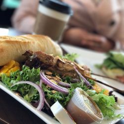 Niche Cafe 117 Photos Reviews Gift S 2460 Hilborn Rd Photo Of Niche Cafe Fairfield Ca United States Thai En Salad
