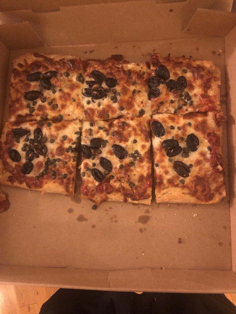 P Za Kitchen