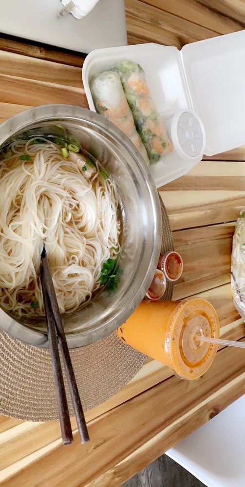 Pho Island