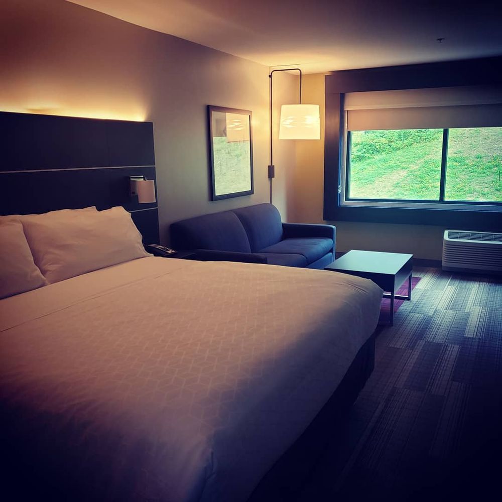 Holiday Inn Express Oneonta