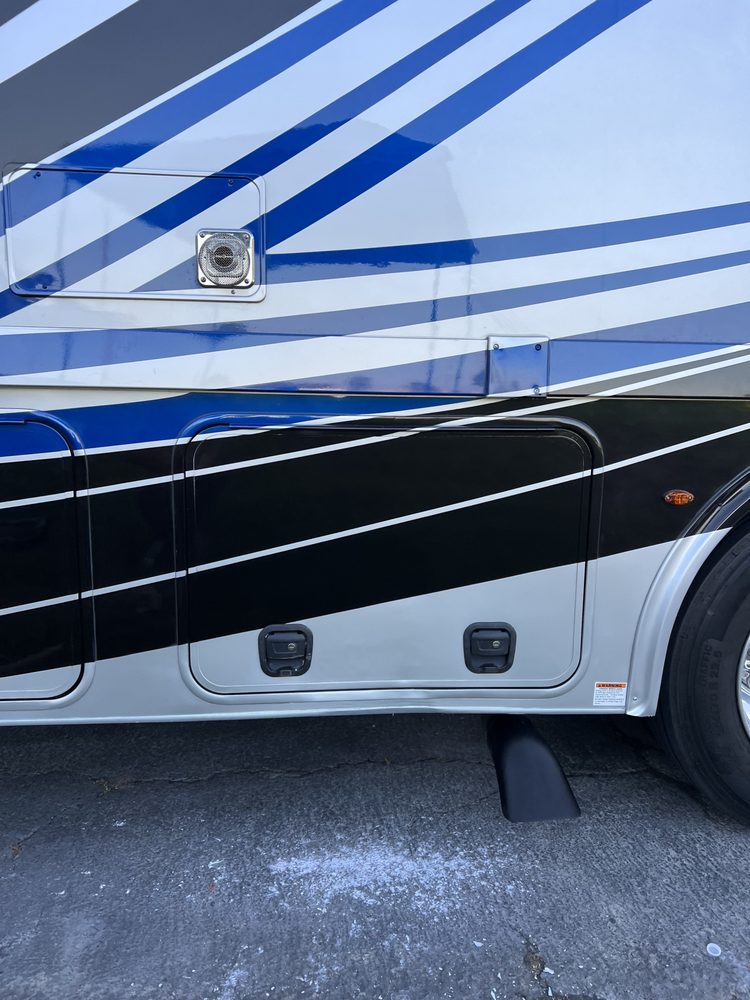 Pauls Mobile Rv & Dent Repair