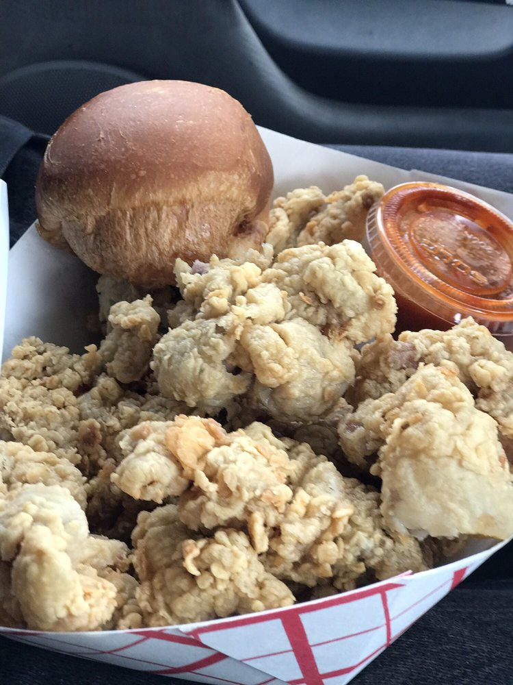 Hartz Chicken Buffet