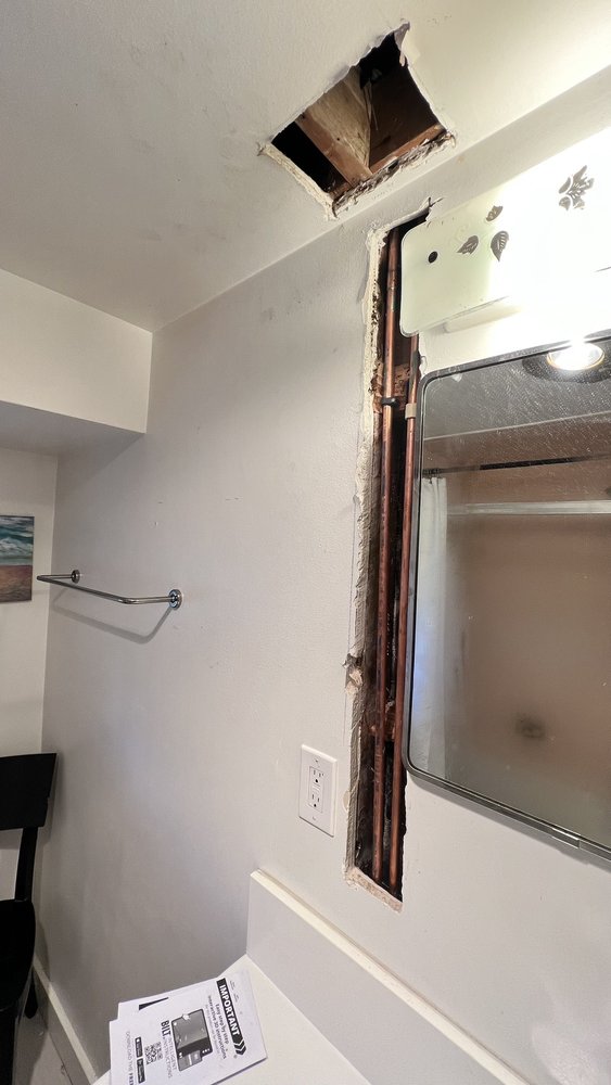 image of business Alvarez Construction Painting