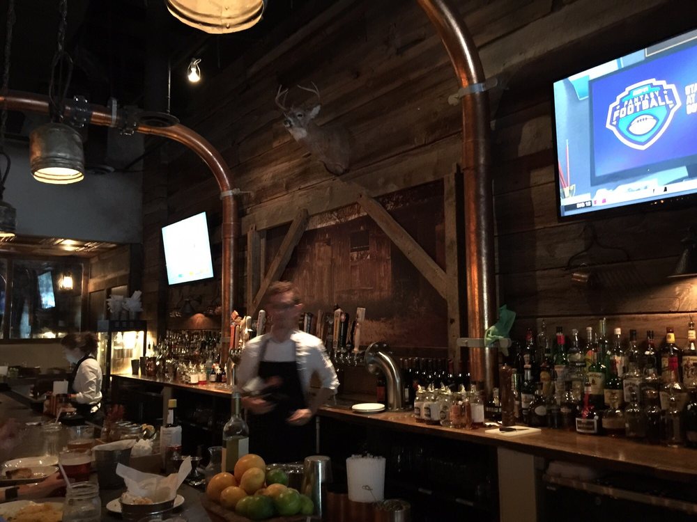 Copperwood Tavern 473 Photos & 610 Reviews American (New) 4021 Campbell Ave, Shirlington