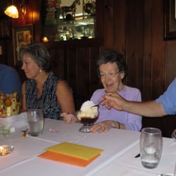 Pat S Steak House 14 Foto 91 Reviews Steakhouse 2437 Foto Van Pat S Steak House Louisville Ky Verenigde Staten That One Hy