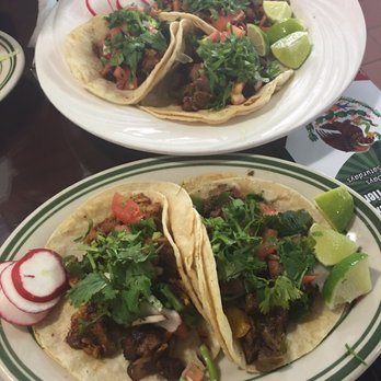 Chicken Chilupas