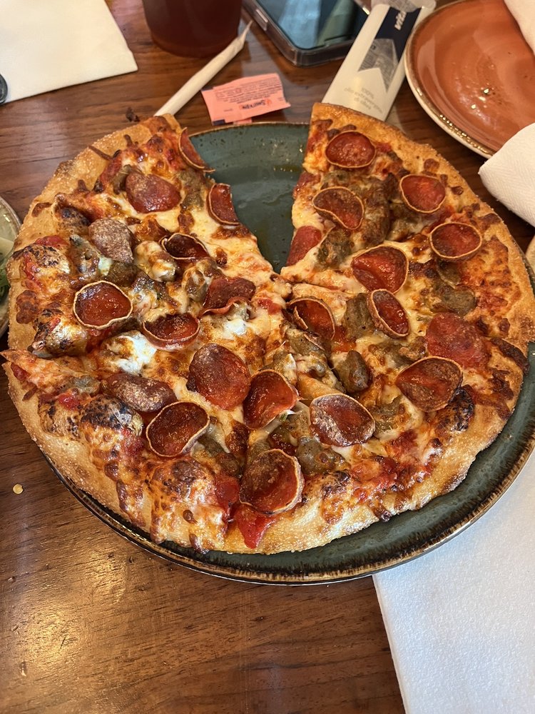 Luna Pizzeria