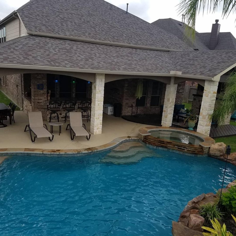 Island Life Pools & Patios