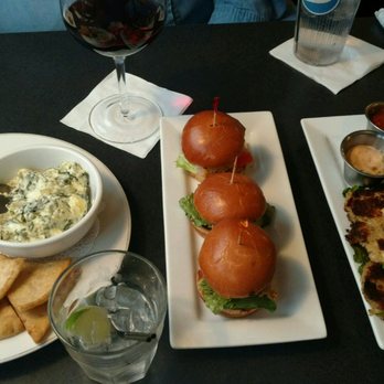 Vno Wine Warehouse New Age Restaurant Order Food Online 32 Photo Of Vno Wine Warehouse New Age Restaurant Bay City Mi United