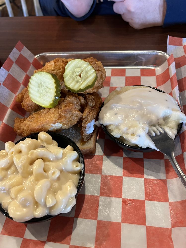 Hutch's Hot Chicken Hutch's Hot Chicken
