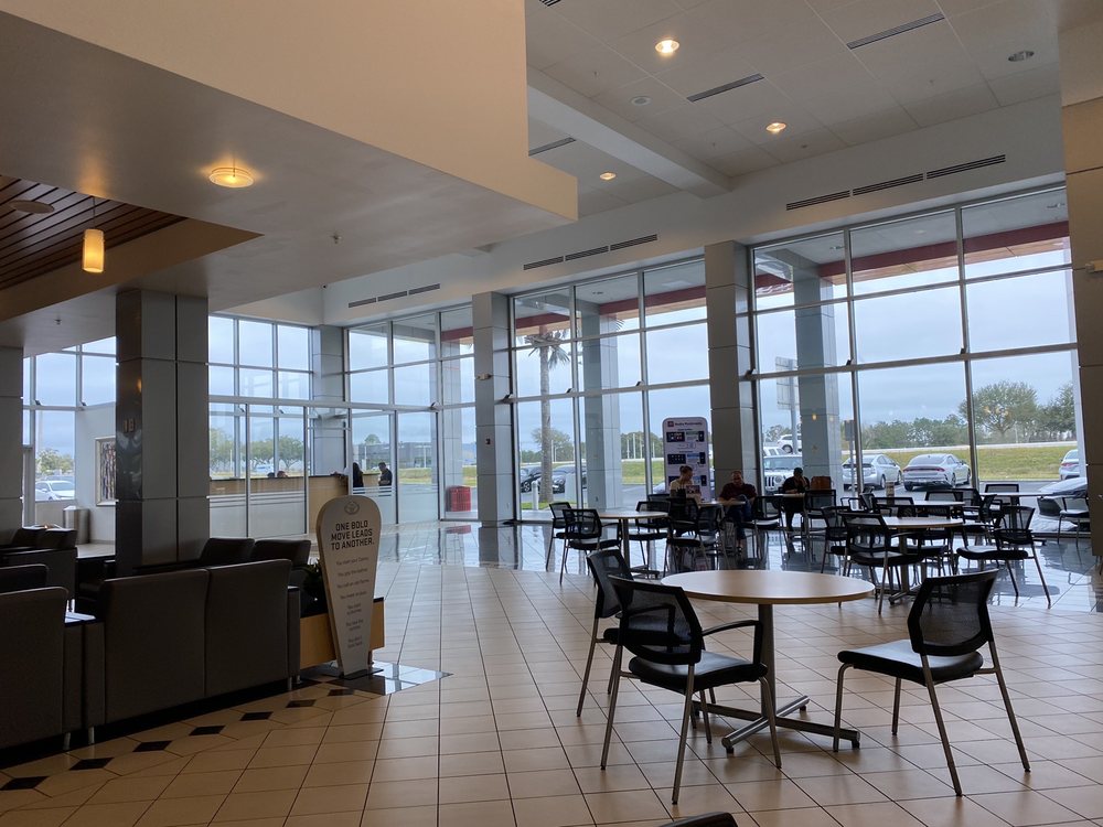 Lakeland Toyota