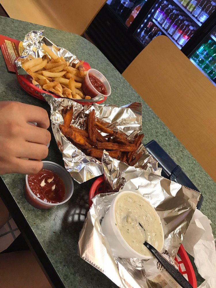 The Pizza Guyz 11 Photos & 23 Reviews Pizza 439 Nathan Ellis Hwy